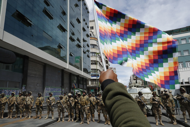 Влада Боливије тражи да дипломате Венецуеле напусте земљу